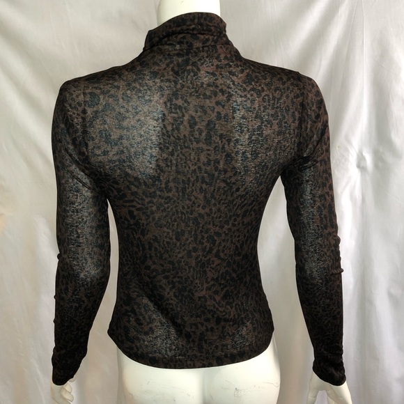 Dynamite woman’s rouched sheer leopard top size medium - Picture 5 of 14